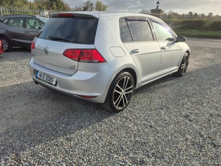 2014 Volkswagen Golf - thumbnail 4