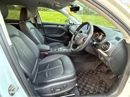 2016 Audi A3 Saloon - thumbnail 10