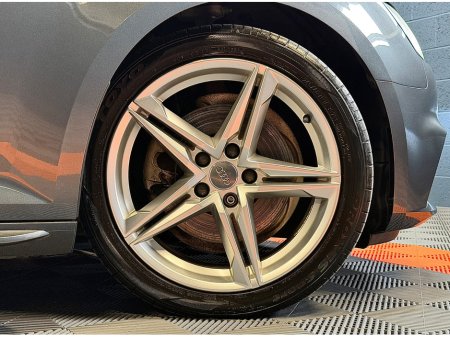 2016 Audi A4 - thumbnail 13