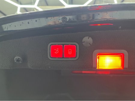 2016 Mercedes-Benz C Class - thumbnail 9