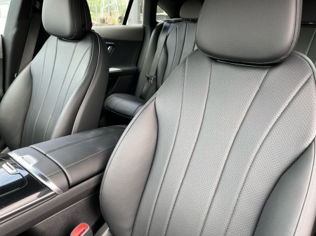 2025 Mercedes-Benz EQE - thumbnail 17