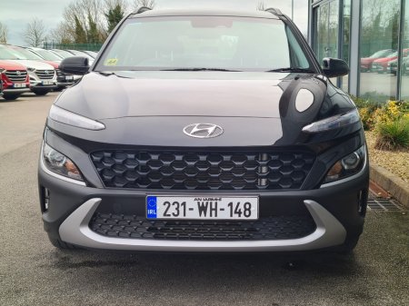 2023 Hyundai Kona - view 2