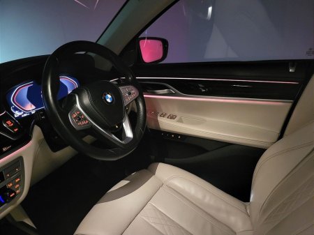2020 BMW 7 Series - thumbnail 23