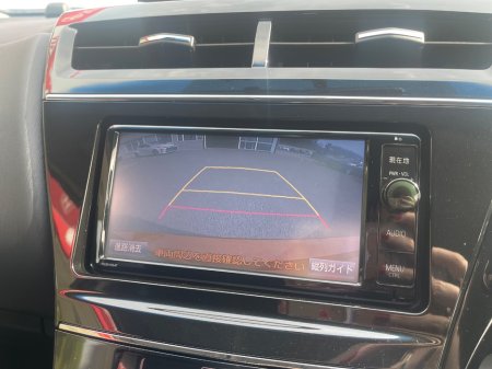 2014 Toyota Prius Alpha - thumbnail 14