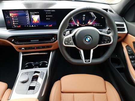 2026 BMW 3 Series - thumbnail 5