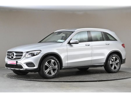 2017 Mercedes-Benz GLC Class 220 D 4MATIC *FULL BEIGE LEATHER* €29,890 thumbnail