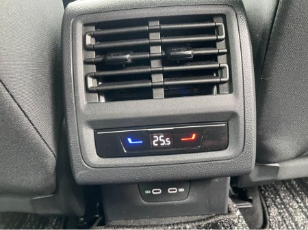 2024 Volkswagen Golf 2.0 TDI 150 BHP DSG STYLE 5 DOOR. €34,950 thumbnail