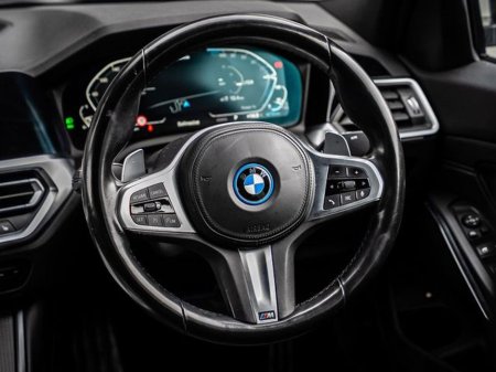 2021 BMW 3 Series 330E M SPORT €28,950 thumbnail