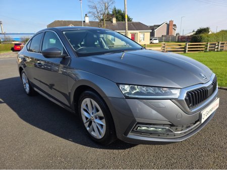 2023 Skoda Octavia - thumbnail 1