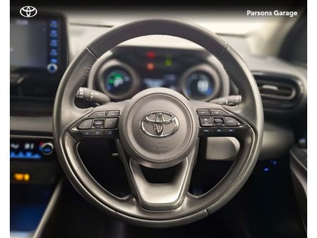 2023 Toyota Yaris - thumbnail 9