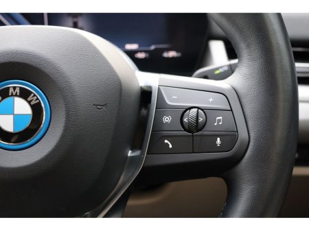 2024 BMW iX1 - thumbnail 9