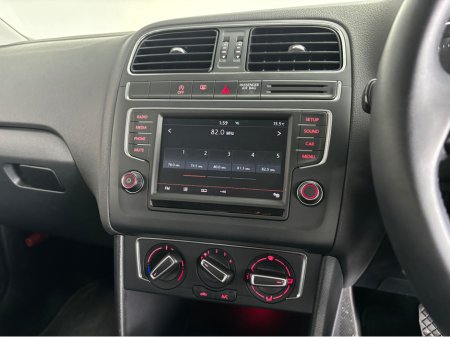 2014 Volkswagen Polo - thumbnail 8