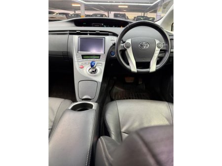 2013 Toyota Prius - thumbnail 10