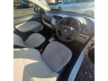 2014 Mitsubishi Mirage - thumbnail 10