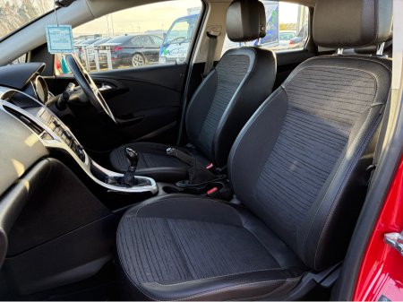 2015 Opel Astra - thumbnail 8