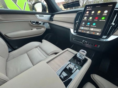 2025 Volvo XC90 T8 ULTRA BLONDE LEATHER HUGE SPEC €84,995 thumbnail
