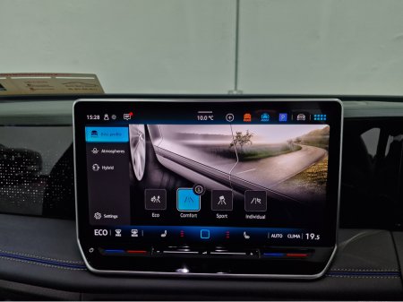 2025 Volkswagen Tiguan 1.5TSi PHEV R-LINE AUTOMATIC **ONE OWNER / NEW MODEL / APPLE CARPLAY / ADAPTIVE CRUISE CONTROL / BLIND SPOT ASSIST / HEATED & MASSAGE FRONT SEATS / HEATED STEERING WHEEL / WIRELESS PHONE CHARGING** €50,900 thumbnail