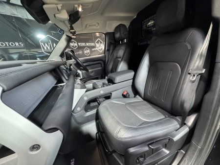 2021 Land Rover Defender - thumbnail 21