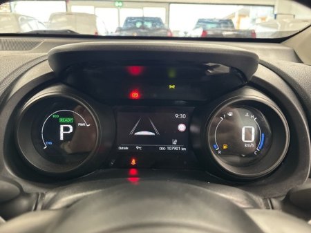 2022 Toyota Yaris Cross - thumbnail 11