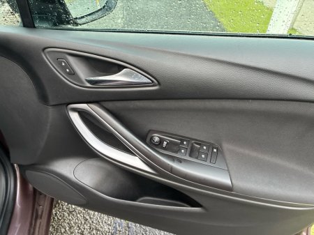 2017 Opel Astra SC 1.0T 105PS S/S 5DR €12,950 thumbnail