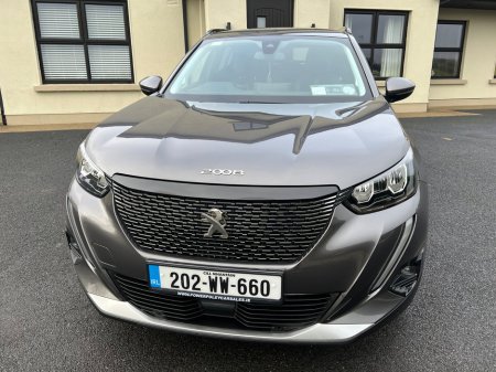 2020 Peugeot 2008 1.2 Puretech 100bhp Allure €17,950 thumbnail