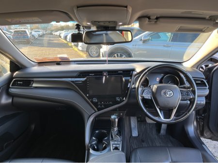 2019 Toyota Camry WS HYBRID AUTOMATIC 2.5 PETROL //KEYLESS ENTRY//ADAPTIVE CRUISE CONTROL//LEATHER SEATS// €24,950 thumbnail