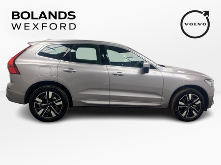 2026 Volvo XC60 Plus Bright in Aurora Sliver with the Cardamon interior €75,745
