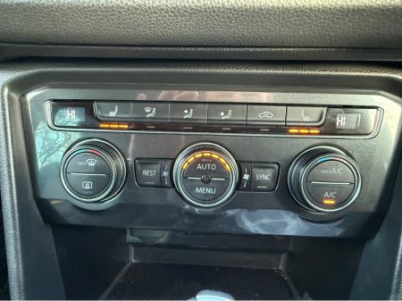 2018 Volkswagen Tiguan - thumbnail 22