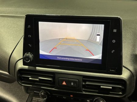 2023 Opel Combo Pro 100 BHP* High Spec* €17,800 thumbnail