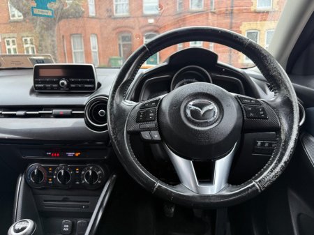 2015 Mazda Mazda2 - thumbnail 13