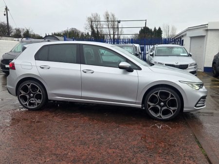 2022 Volkswagen Golf - thumbnail 9