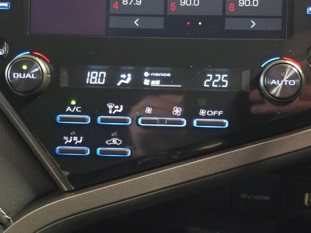 2020 Toyota Camry Hybrid World Sport Edition €27,500 thumbnail