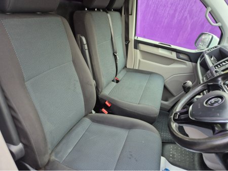 2017 Volkswagen Transporter T6 PVS T 2800KG TD TDI 102HP MANUAL 5SPEED €15,950 thumbnail