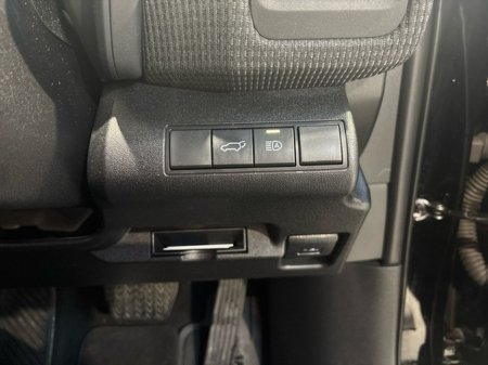 2023 Toyota bZ4X - thumbnail 16