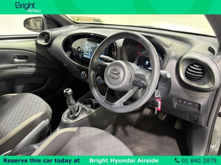 2023 Toyota Aygo X 1.0 DESIGN 4DR €18,950 thumbnail