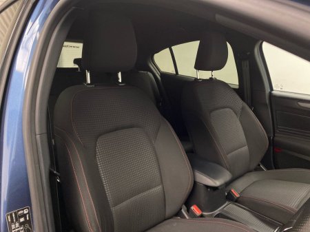 2023 Ford Focus ST-Line 1.0L EcoBoost 125PS €23,995 thumbnail