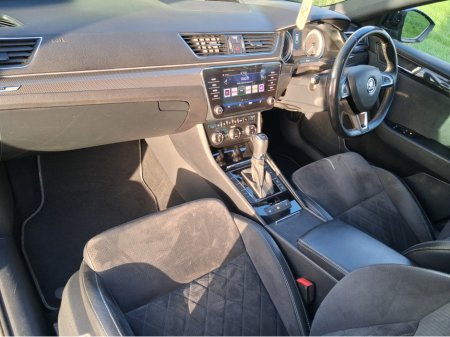 2018 Skoda Superb - thumbnail 16