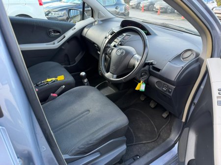 2010 Toyota Yaris MC 1.0 LUNA AIR CONDITIONING 5DR €3,490 thumbnail