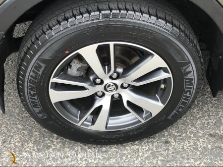 2016 Toyota Rav4 - thumbnail 6