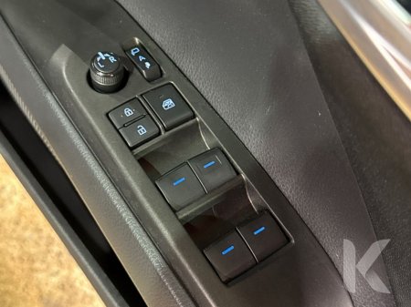 2021 Toyota Camry - thumbnail 16