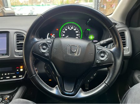 2017 Honda Vezel €17950! 2017 HONDA VEZEL HYBRID Z SENSING 1.5 AUTOMATIC / CRUISE CONTROL / REVERSE CAMERA / HEATED SEATS / PADDLE SHIFTERS €17,950 thumbnail