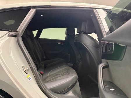 2022 Audi A5 Sportback SB 35 TDI 163HP S-T Sline 4DR thumbnail