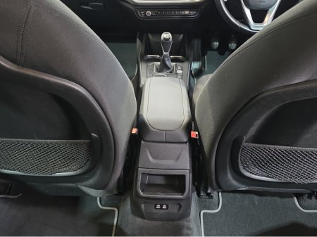 2020 BMW 1 Series - thumbnail 17