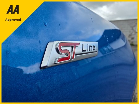 2022 Ford Focus - thumbnail 10