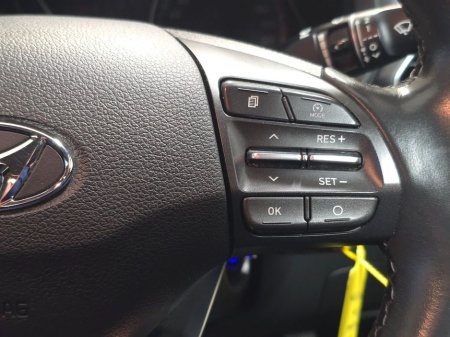 2019 Hyundai i30 Fastback Executive Petrol 5DR €12,750 thumbnail