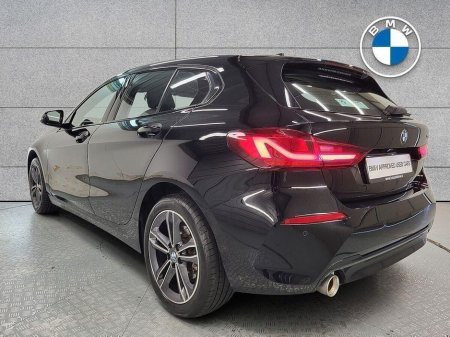 2023 BMW 1 Series - photo 2