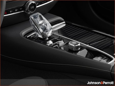 2026 Volvo V60 T6 350bhp AWD PHEV Plus Dark - Forest Lake Metallic + Driver Assist Pack +360 Camera €72,894 thumbnail