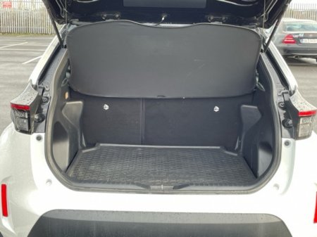 2022 Toyota Yaris Cross LunaSport - BiTone - 1.5 Hybrid - Automatic - 1 Owner &ndash; Full TOYOTA Service History // Remote Central Locking // Front Electric Windows // Rear Electric Windows // Electric Mirrors // Apple Carp €26,899 thumbnail