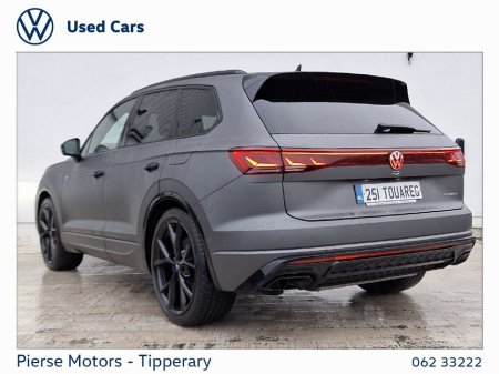 2025 Volkswagen Touareg - photo 3