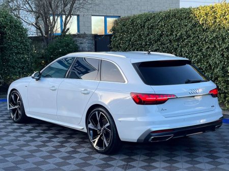 2021 Audi A4 S-LINE AVANT 2.0 TDI // 360 PARKING AID // DIGITAL CLUSTER // 4 HEATED S-LINE SPORT INTERIOR €32,900 thumbnail